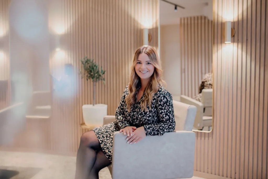 Romana im Salon von Friseur Kopfsache in Kirchberg an der Raab
